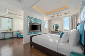 Paracel Beach Hotel